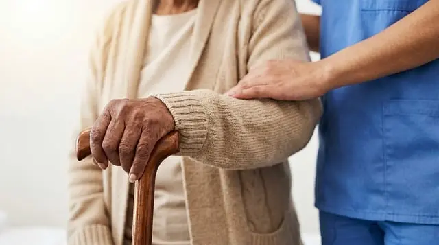 How to Choose the Right Home Nurse for Your Loved Ones