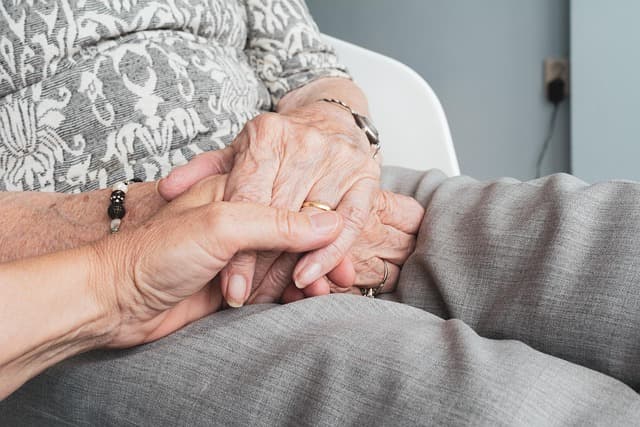 How to Create a Personalized Home Care Plan for Your Loved Ones