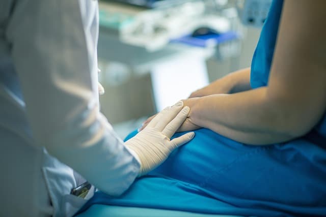 Comparatif: Dernières Technologies pour les Soins à Domicile