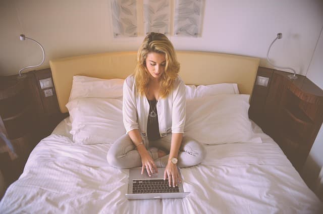 How to Choose the Right Home Nurse for Your Loved Ones
